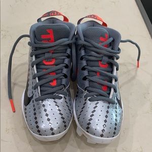 Nike Force Trout 5 Pro, size 13 Boys